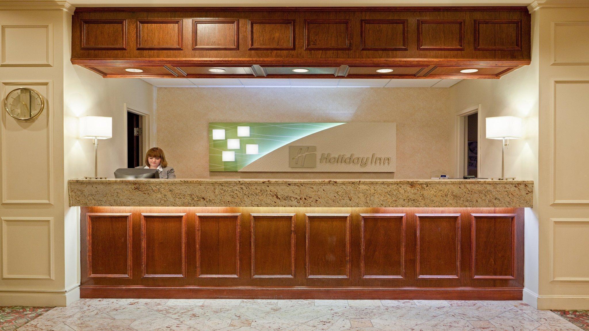 Holiday Inn Concord Downtown, An Ihg Hotel Экстерьер фото